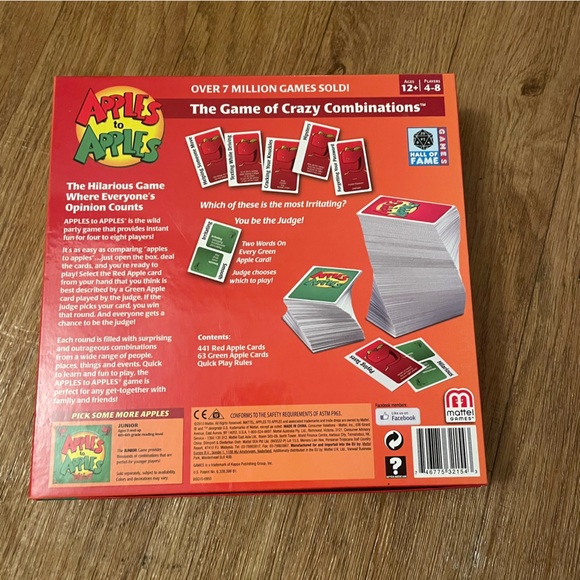 NWOT Apples to Apples Party Box - Picture 2 of 3
